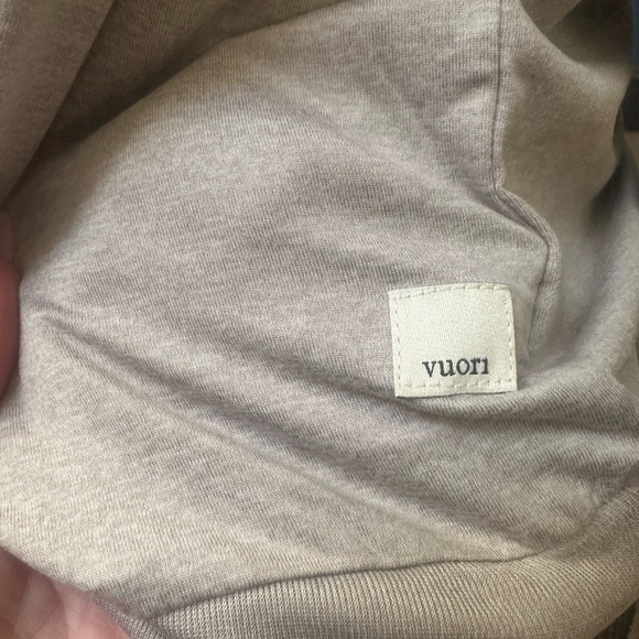 Vuori Daydream Crew Heather Grey NWT Size L - Picture 4 of 4